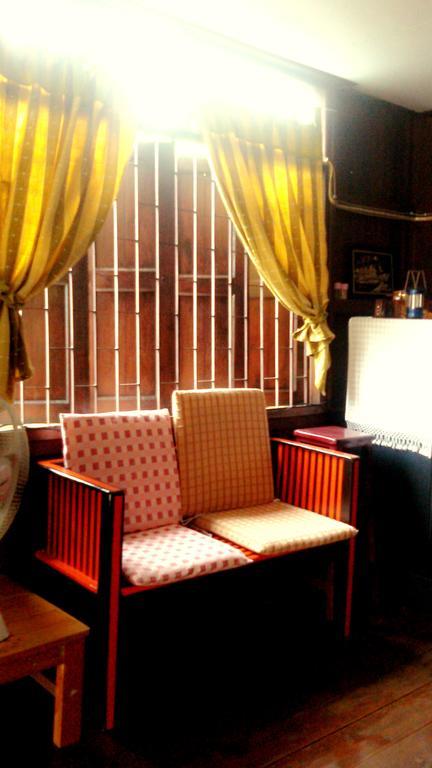 Baan Mai Guesthouse 매홍손 외부 사진