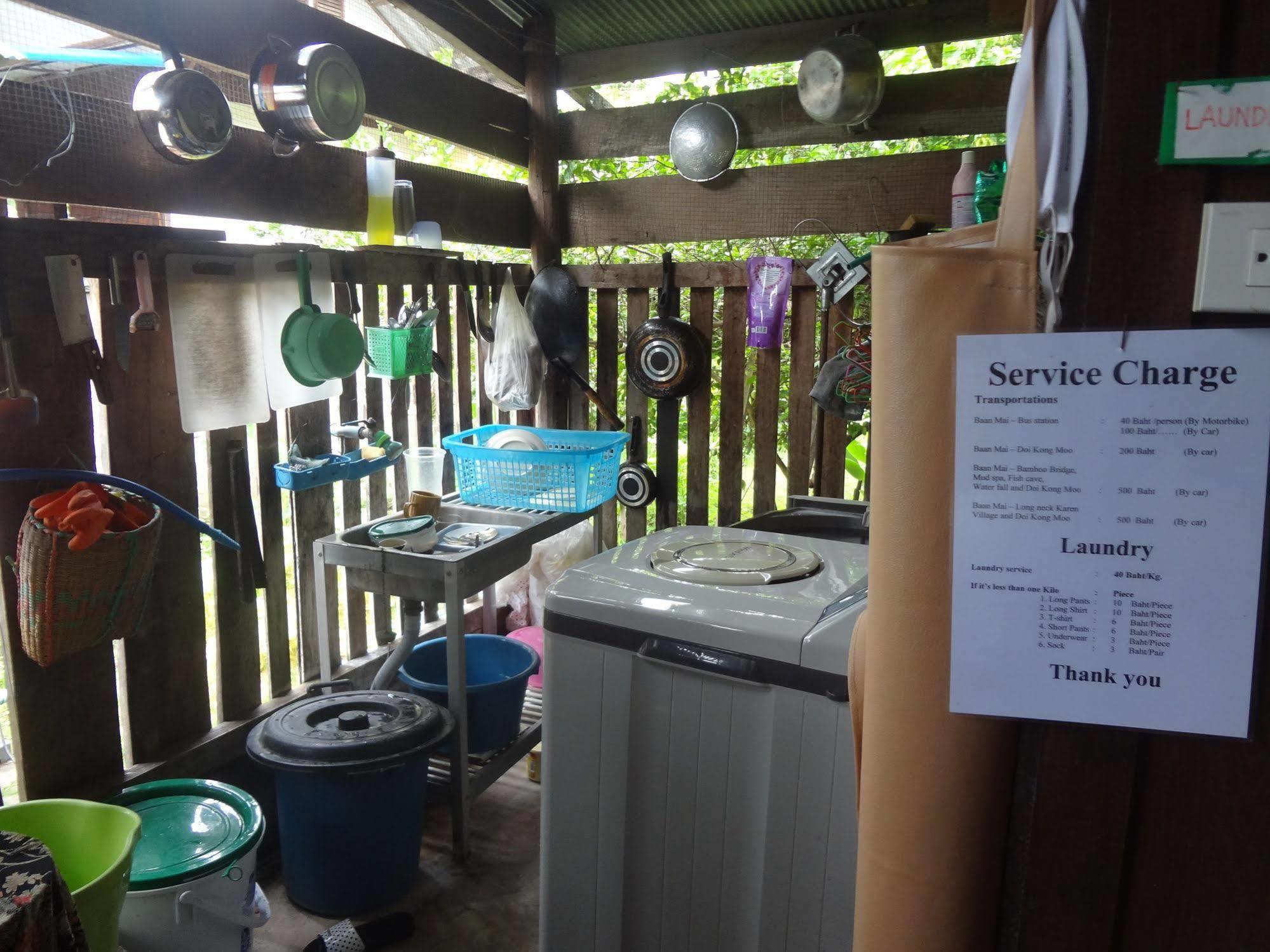 Baan Mai Guesthouse 매홍손 외부 사진